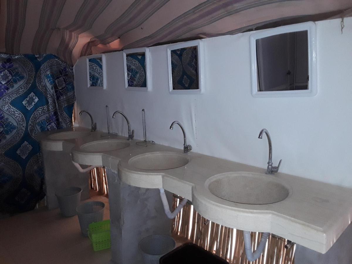 Camel Trekking Desert Camp Мерзуга Екстер'єр фото