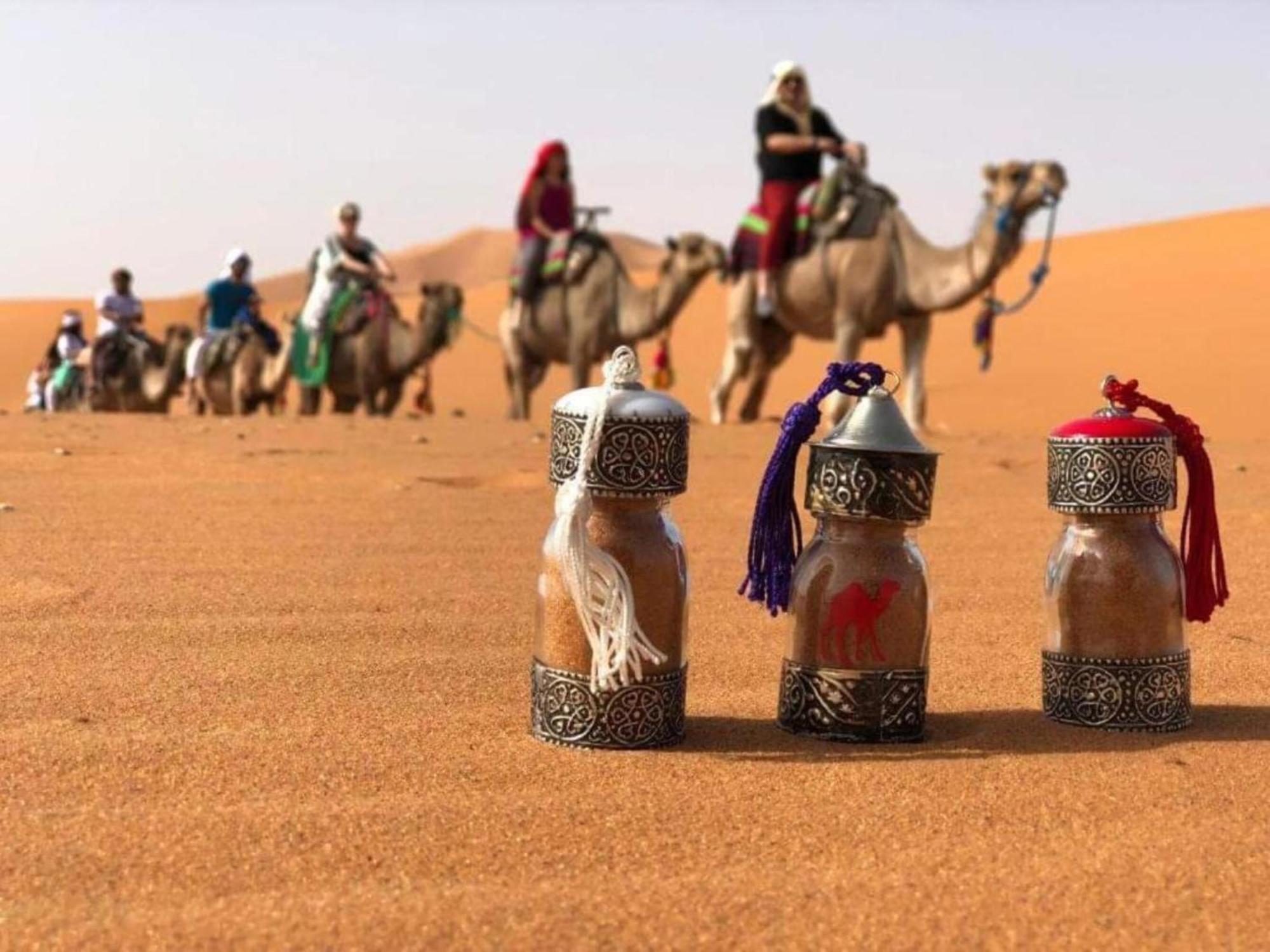Camel Trekking Desert Camp Мерзуга Екстер'єр фото