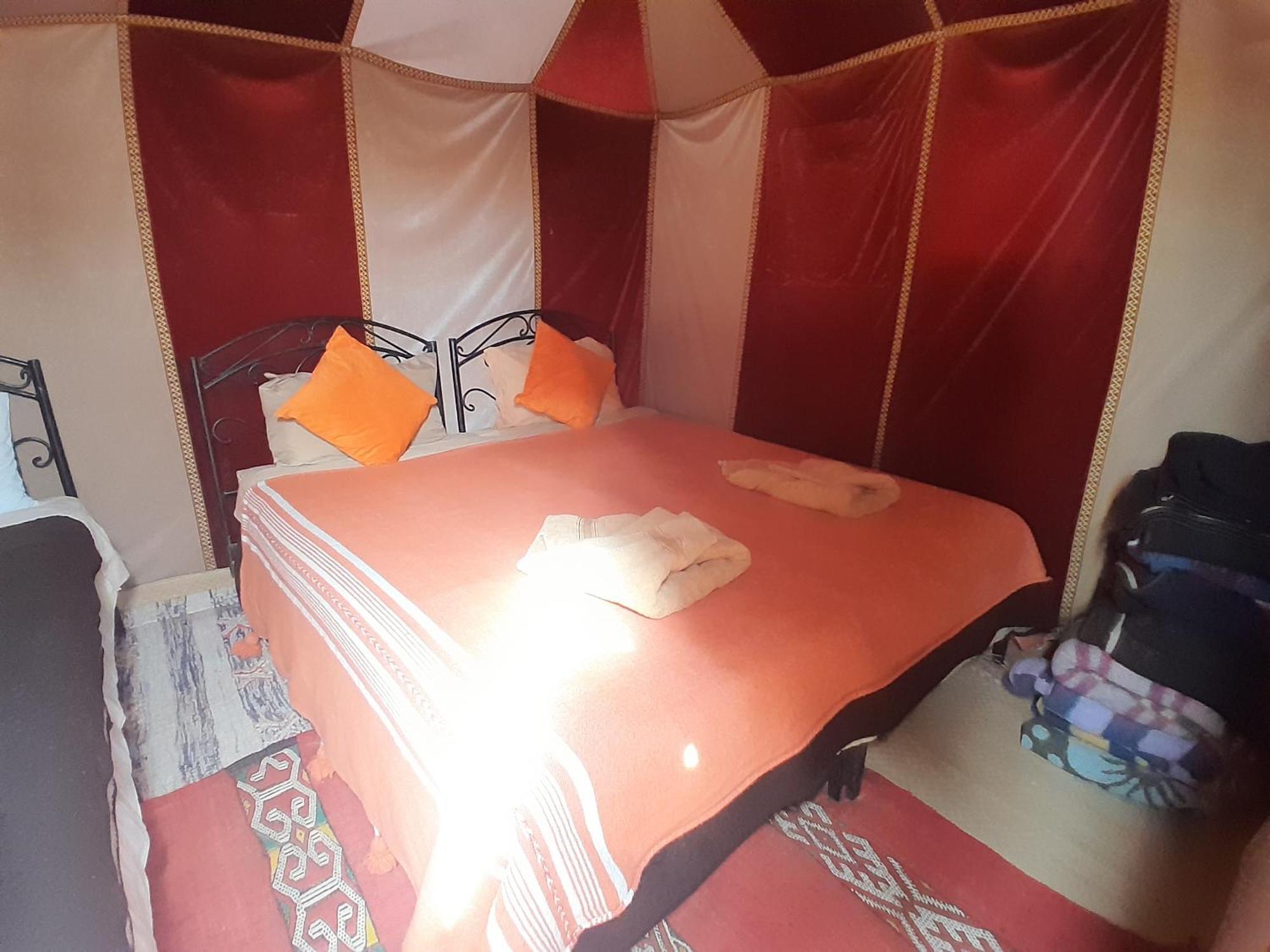 Camel Trekking Desert Camp Мерзуга Екстер'єр фото