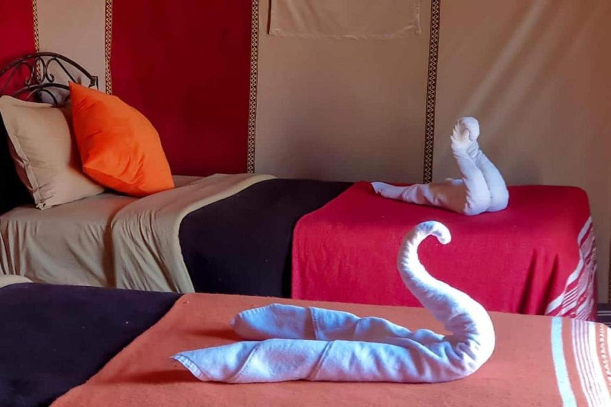Camel Trekking Desert Camp Мерзуга Екстер'єр фото