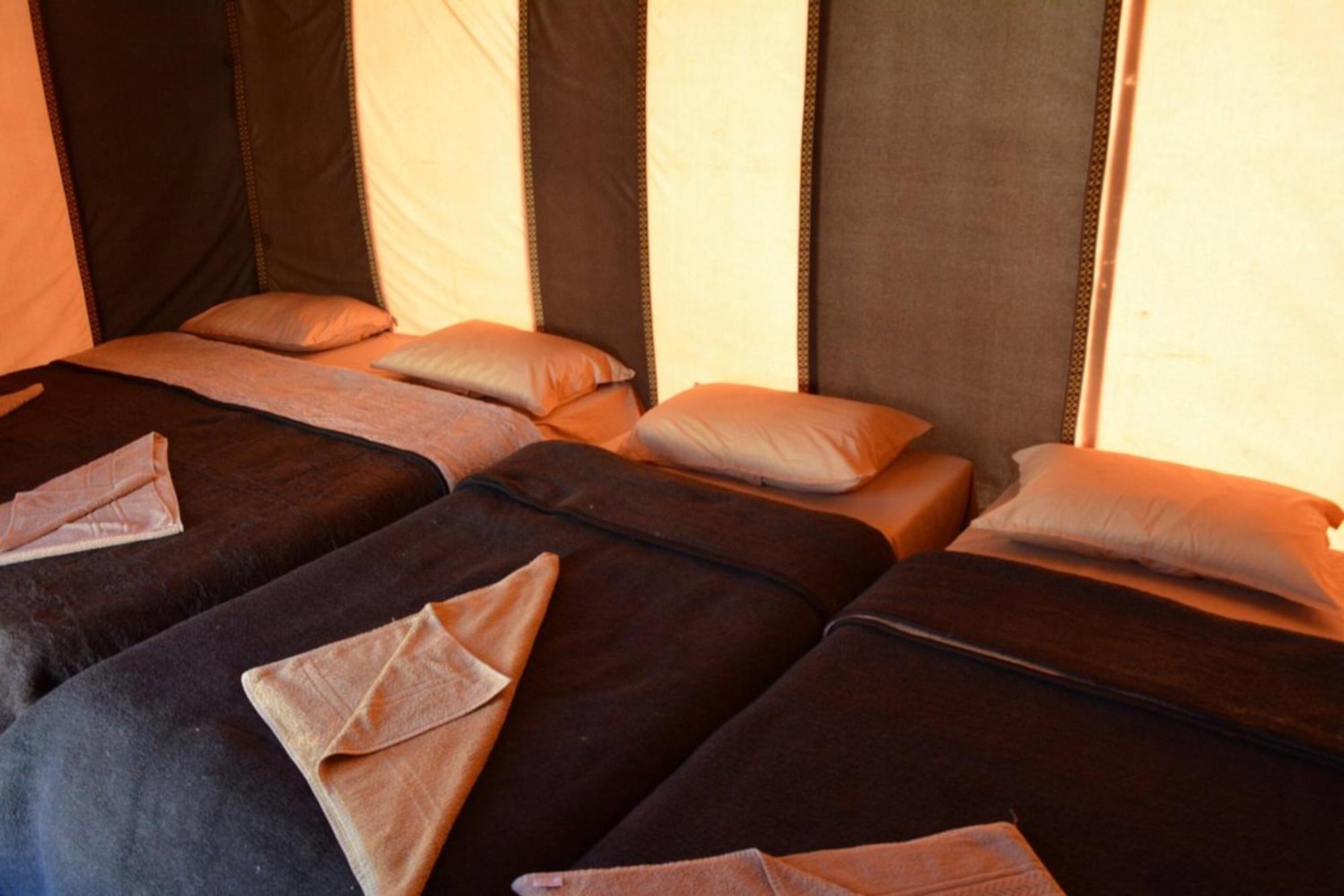 Camel Trekking Desert Camp Мерзуга Екстер'єр фото